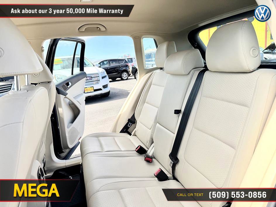 Used 2016 Volkswagen Tiguan S image 17