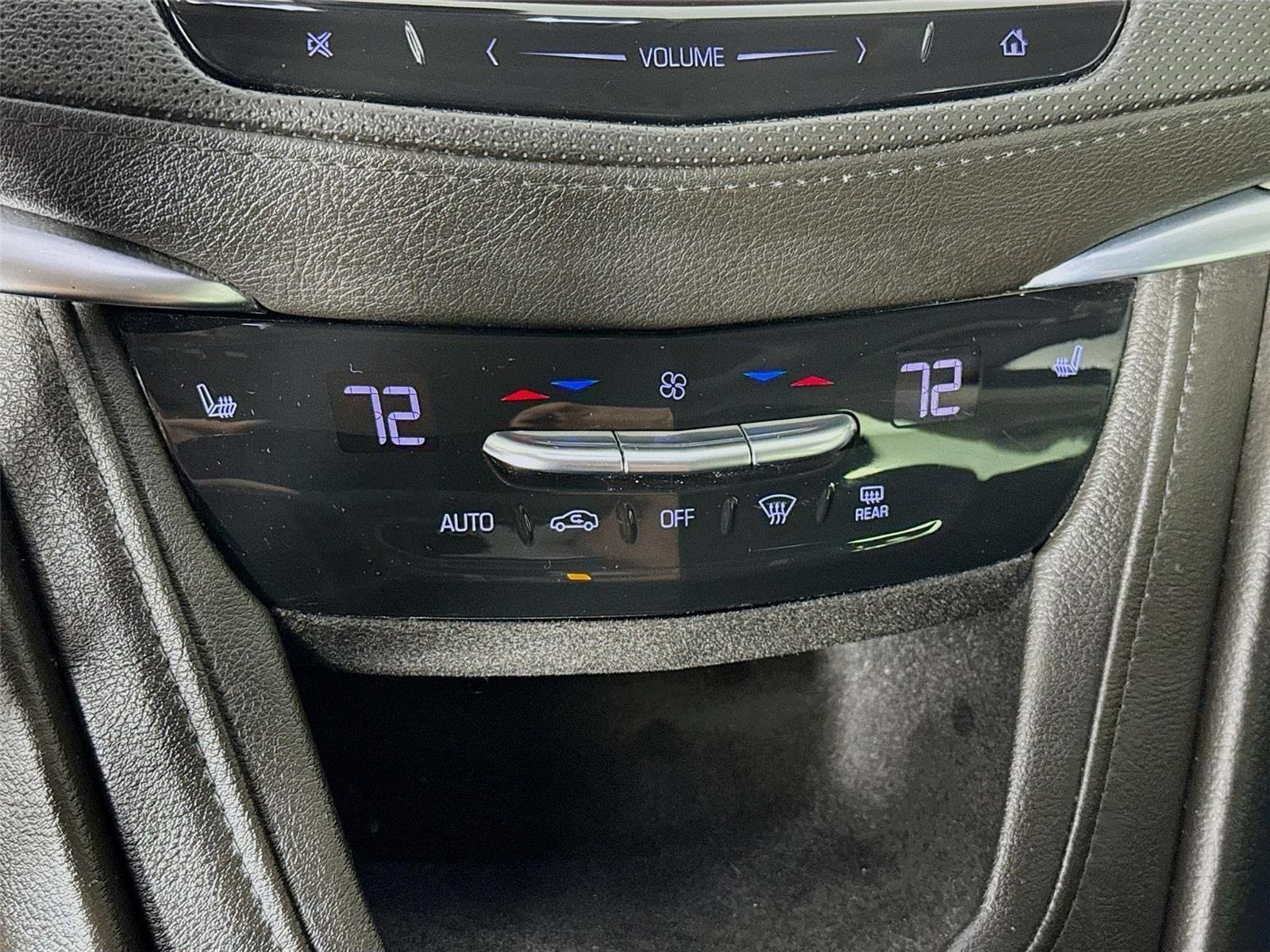 Used 2018 Cadillac XT5 Luxury AWD/4WD image 17
