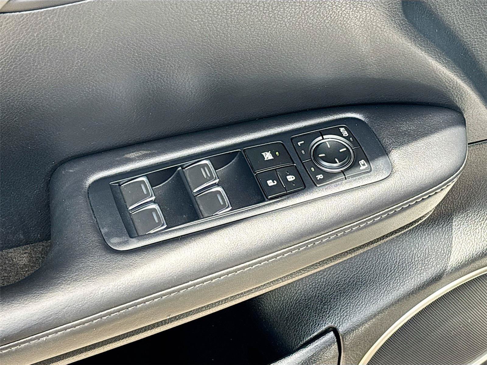Used 2018 Lexus RX 350 AWD w/ Premium Package image 18