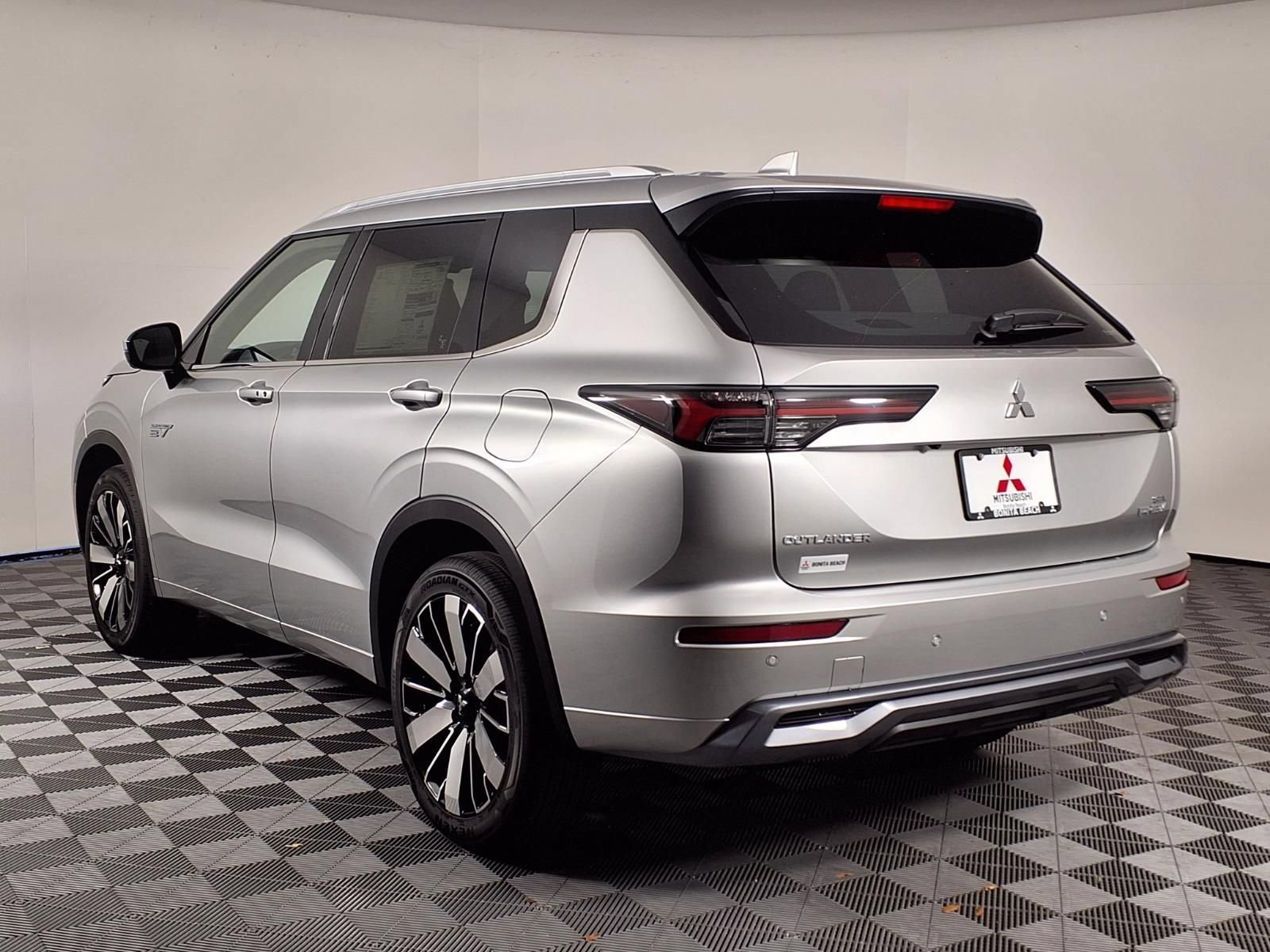 New 2026 Mitsubishi Outlander SEL AWD/4WD image 5