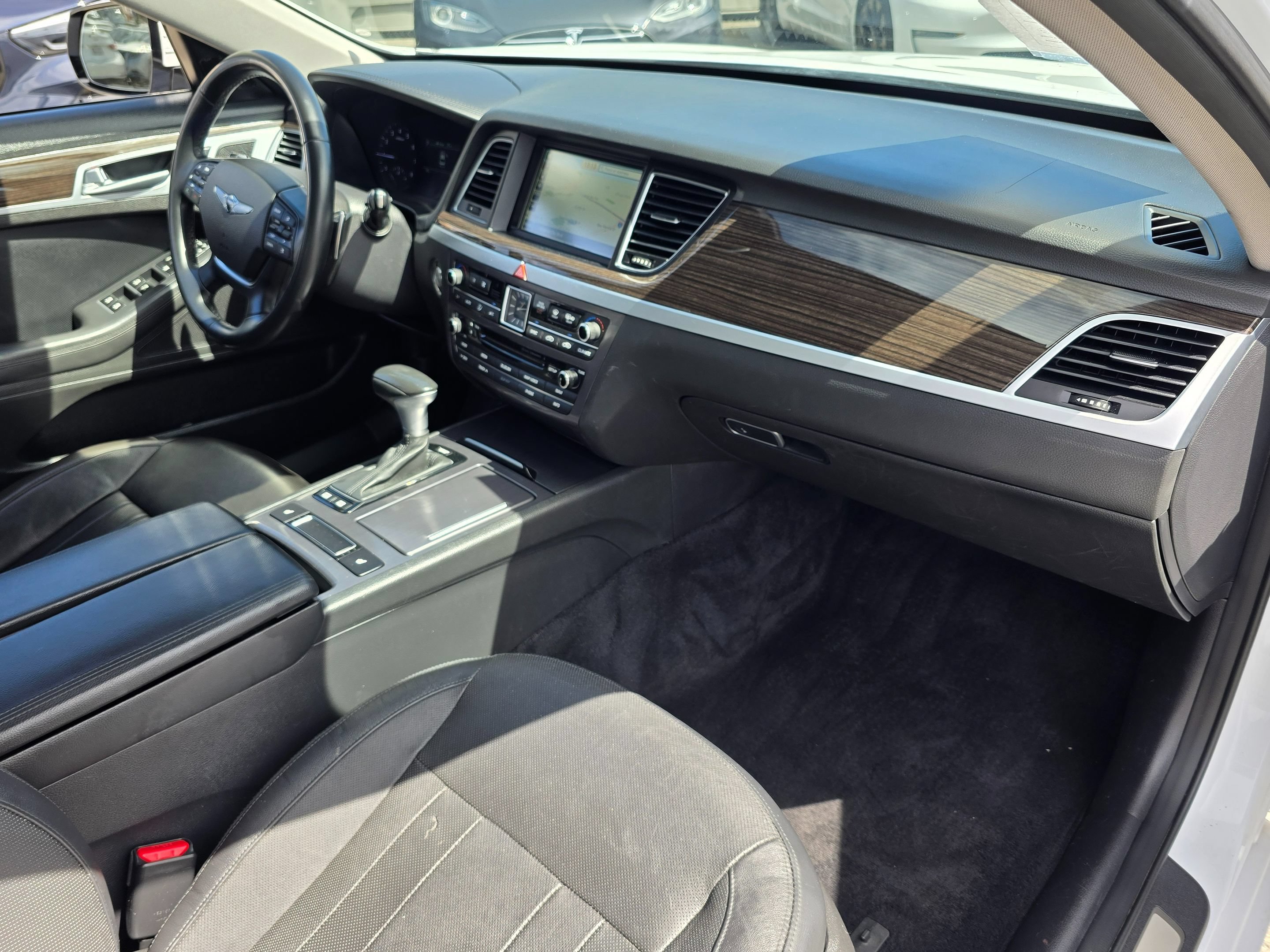 Used 2018 Genesis G80 3.8 image 9