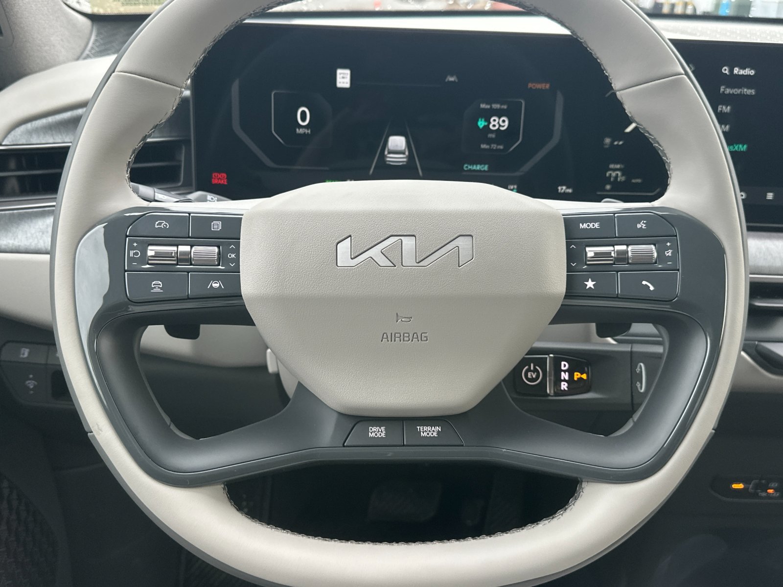 New 2026 Kia EV9 Wind AWD/4WD image 25