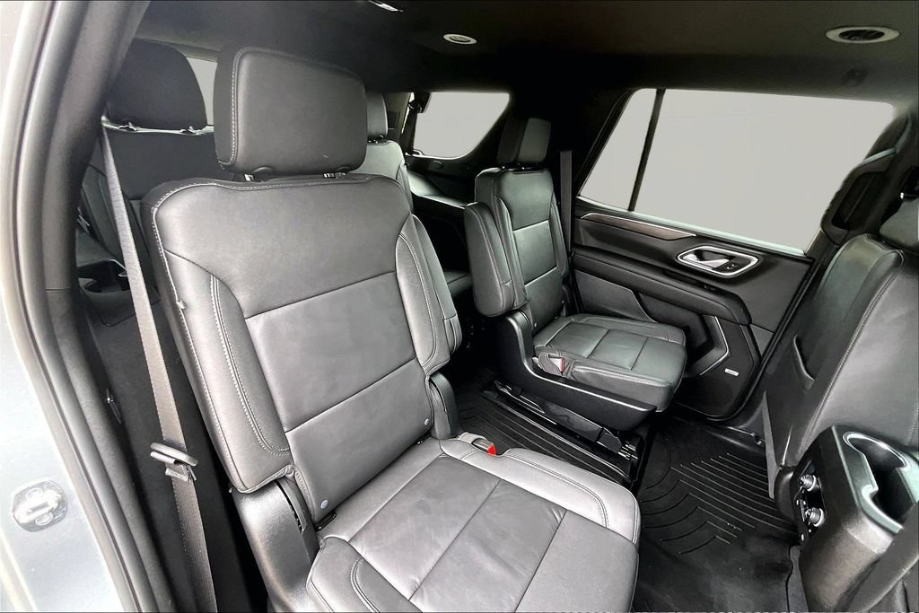 Used 2024 Chevrolet Tahoe Z71 w/ Luxury Package AWD/4WD image 27