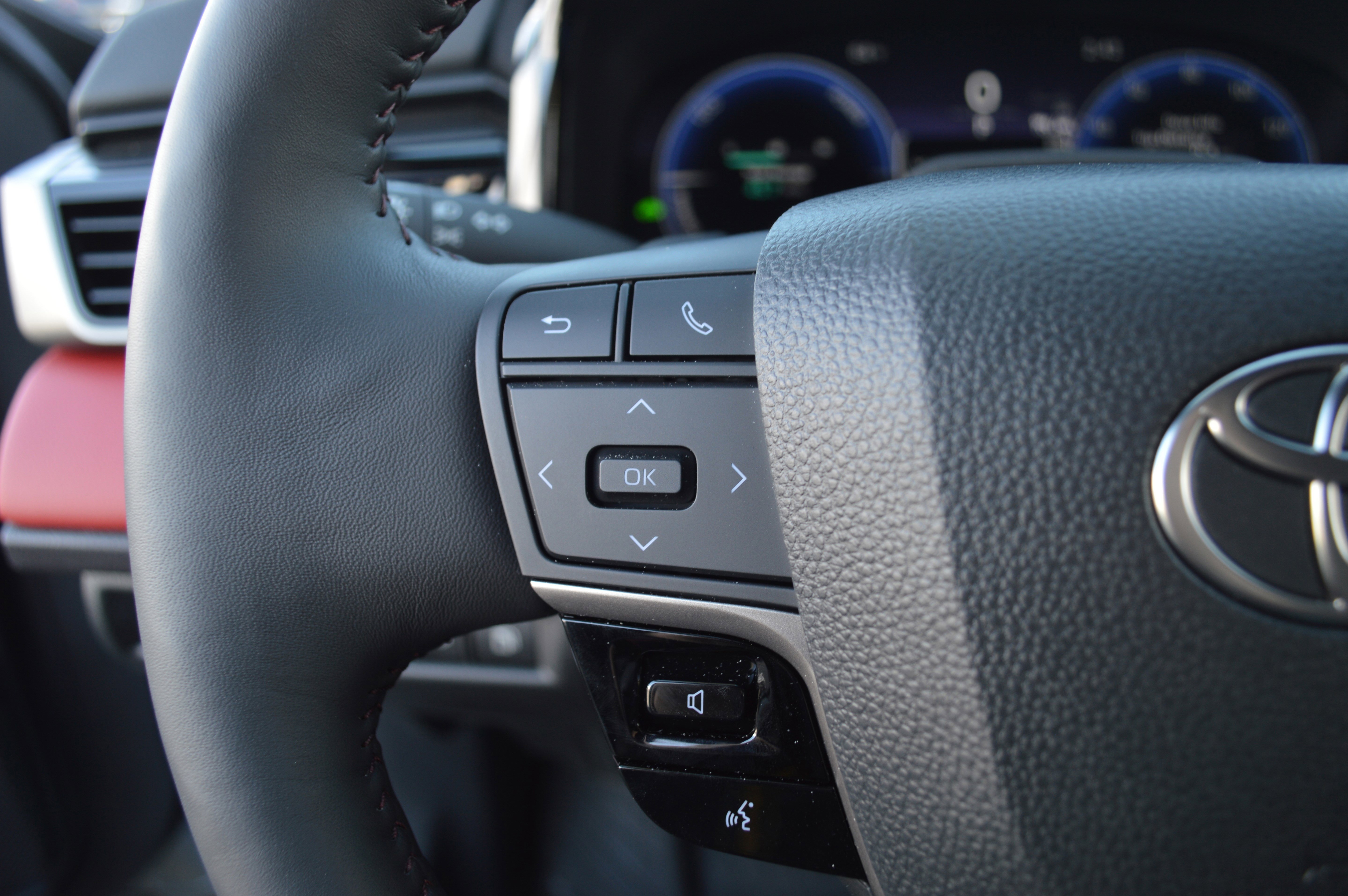 Used 2025 Toyota Camry XSE image 15