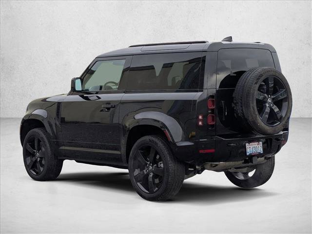 New 2025 Land Rover Defender 90 X-Dynamic SE image 8