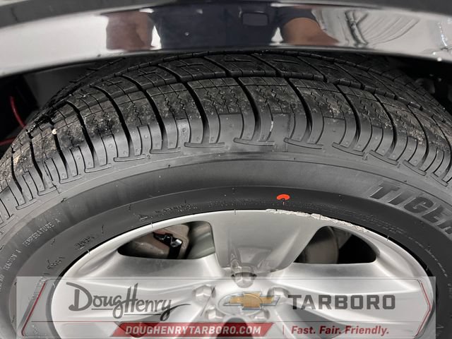 Used 2016 Dodge Challenger SXT RWD image 19