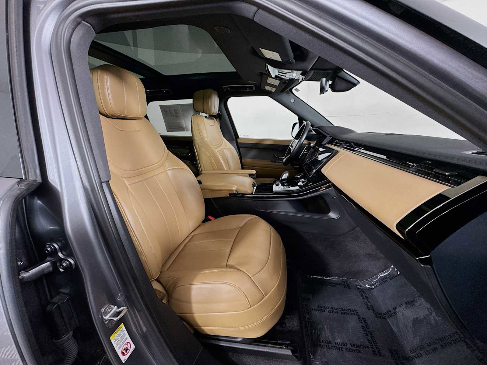 Used 2023 Land Rover Range Rover Sport SE image 27