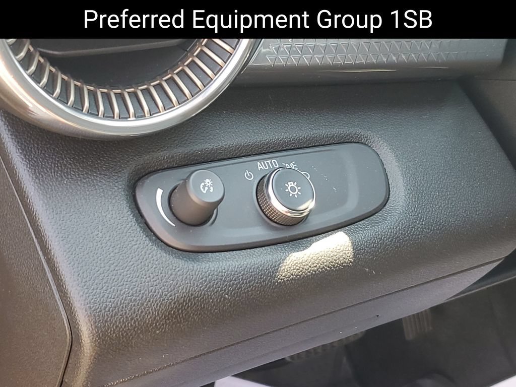 Certified 2024 Chevrolet Trax ACTIV w/ Sunroof Package FWD image 9