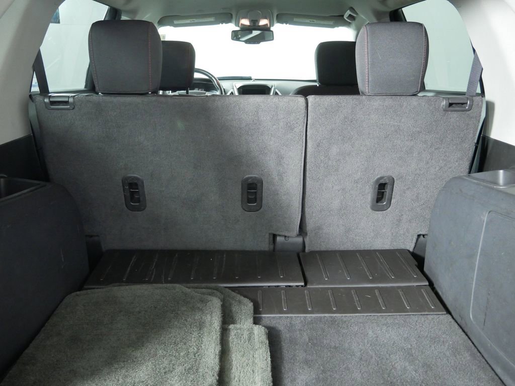 Used 2017 GMC Terrain SLE w/ Chrome Edition image 14