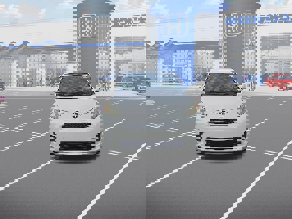 Used 2010 Scion xD image 2