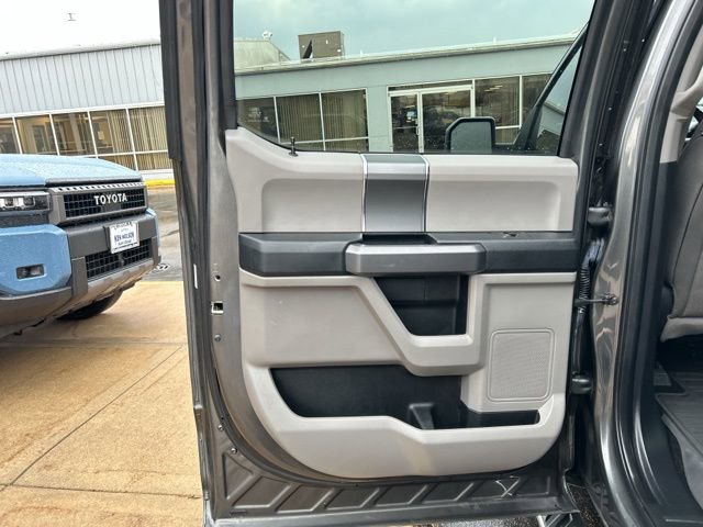 Used 2017 Ford F150 XLT w/ Equipment Group 302A Luxury image 18