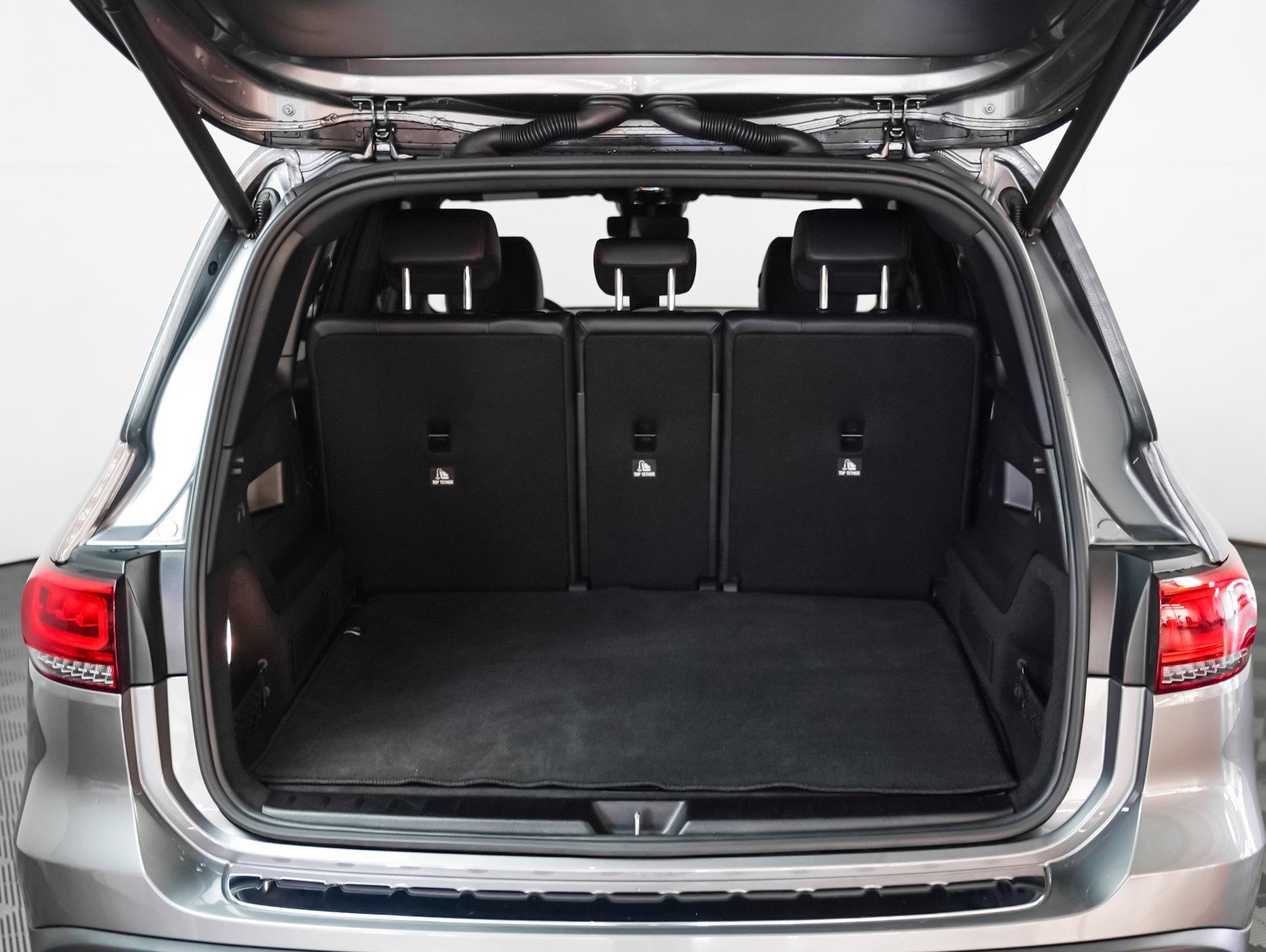 Certified 2022 Mercedes-Benz EQB 300 4MATIC image 12