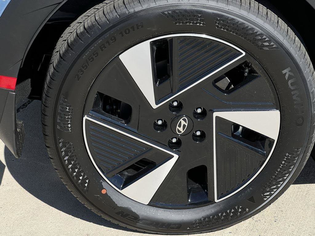 New 2026 Hyundai Ioniq 5 SEL image 6