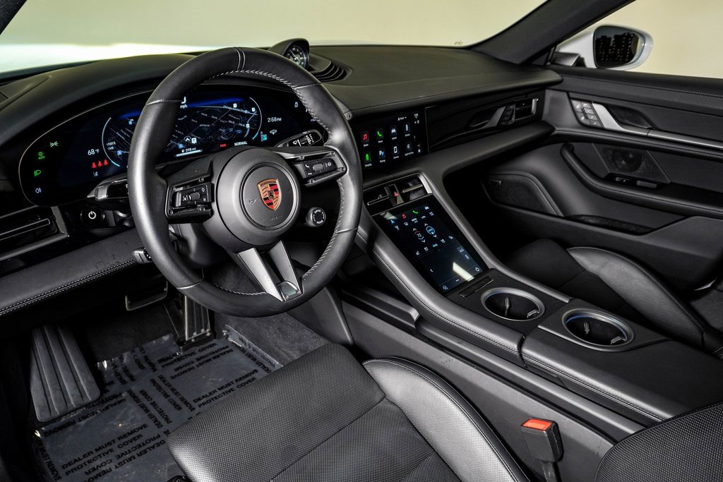 Certified 2025 Porsche Taycan image 4
