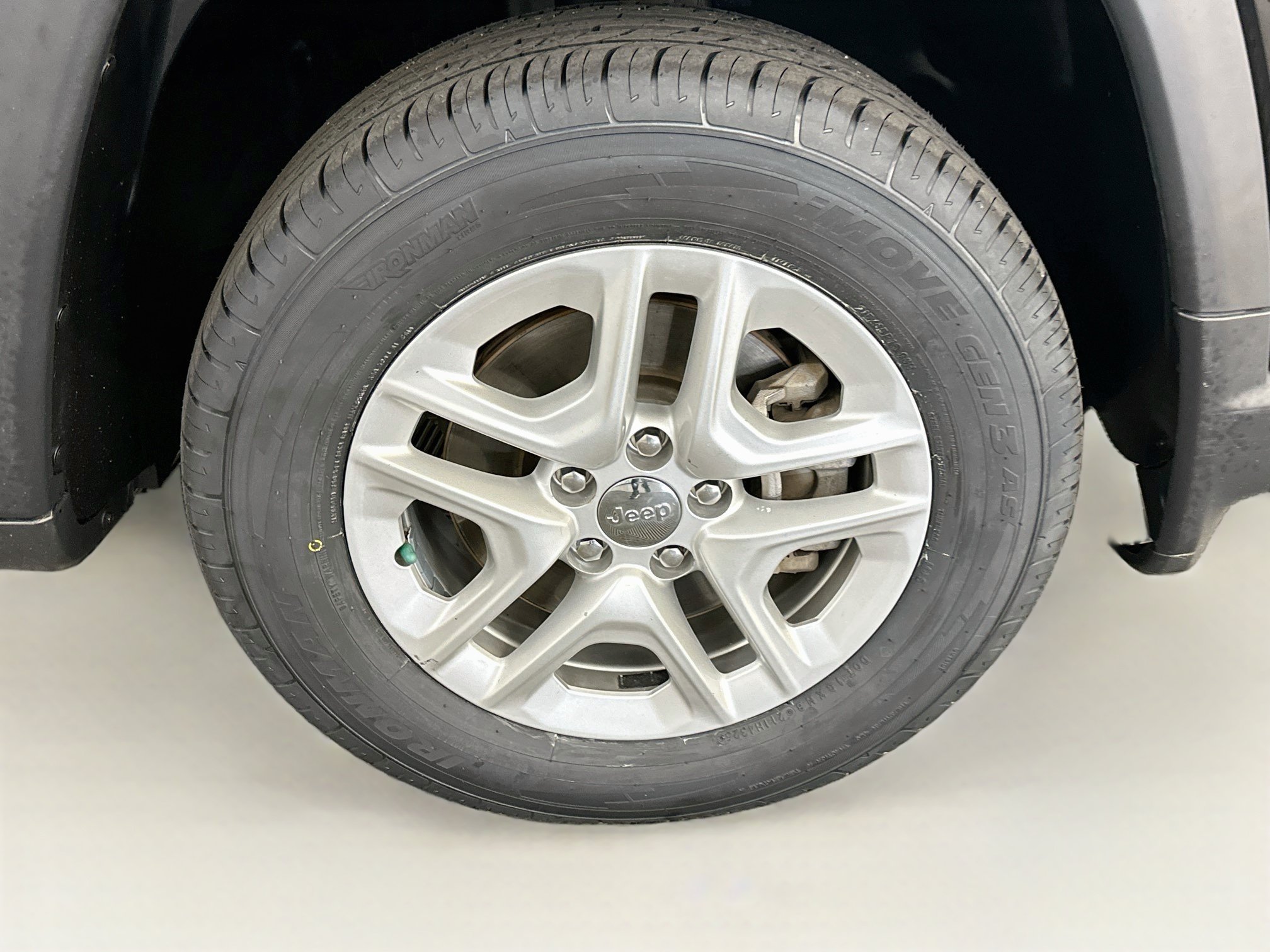 Used 2019 Jeep Compass Sport AWD/4WD image 11