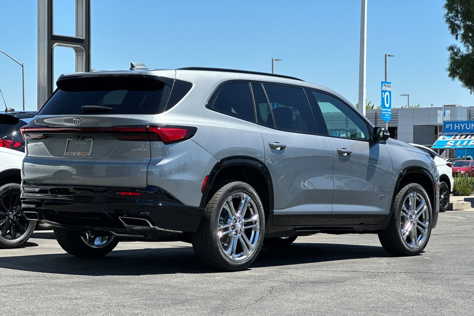 New 2025 Buick Enclave Sport Touring image 5