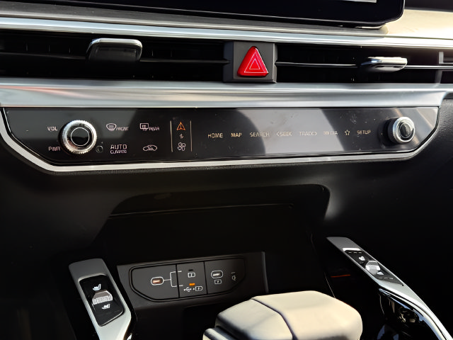 New 2026 Kia Sorento SX Prestige AWD/4WD image 13