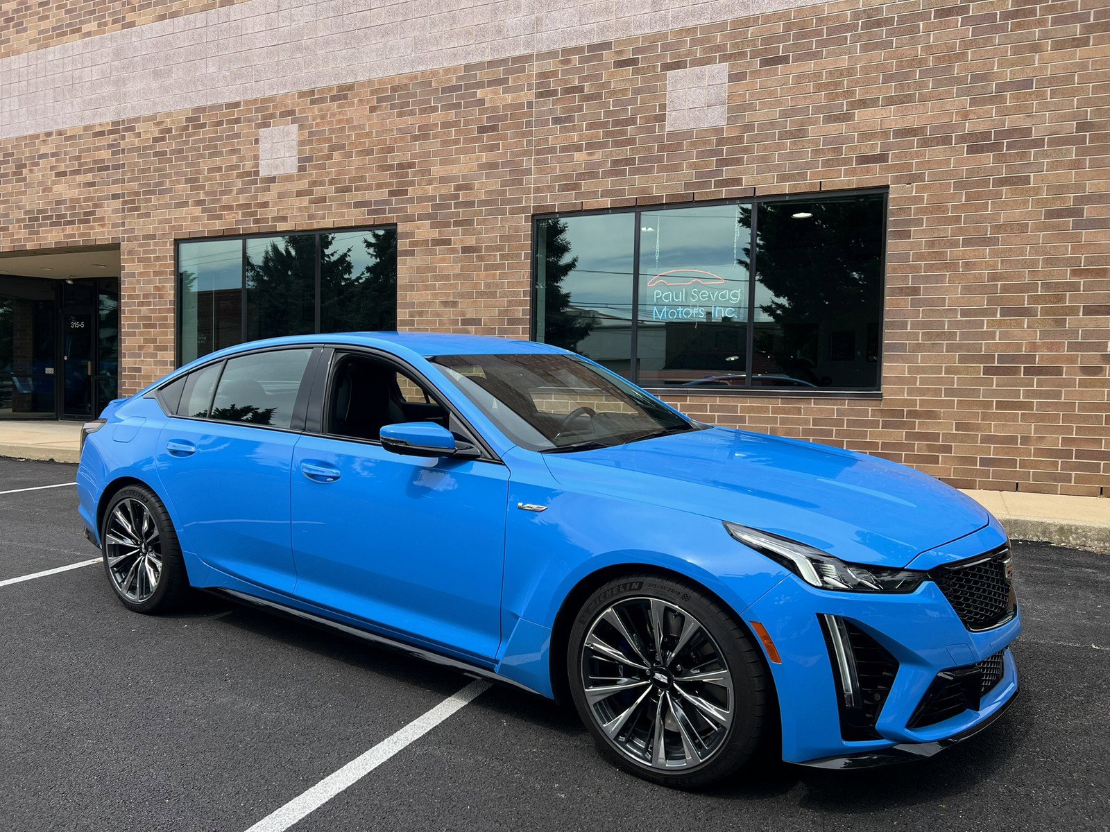 Used 2022 Cadillac CT5 V Blackwing w/ Parking Package image 28