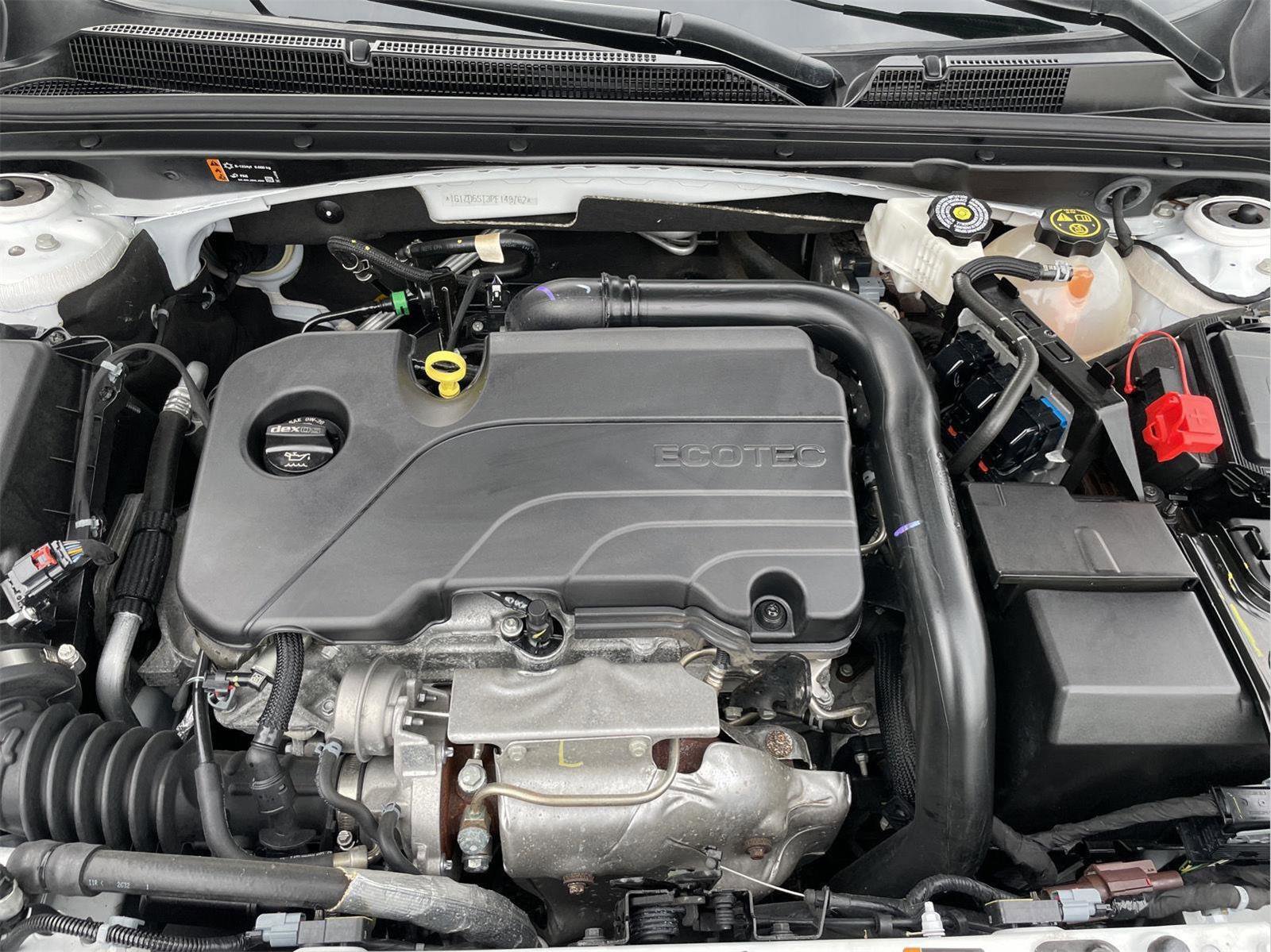 Used 2023 Chevrolet Malibu LT image 11