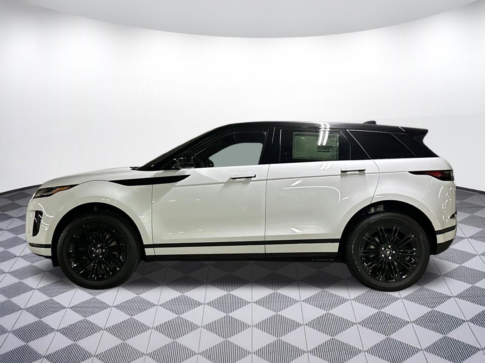 Used 2026 Land Rover Range Rover Evoque S AWD/4WD image 2