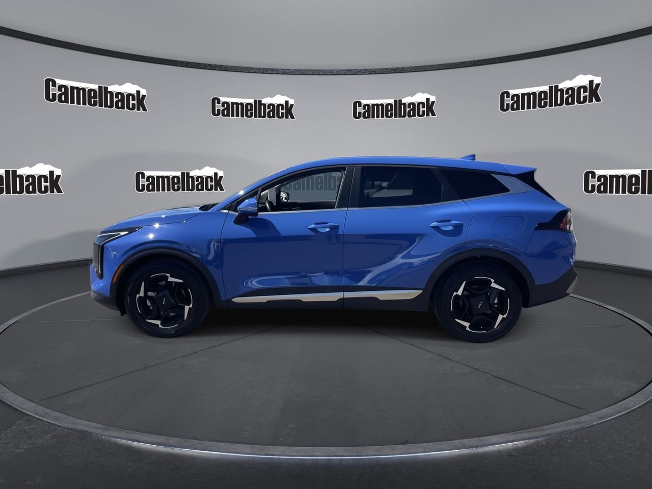 Certified 2026 Kia Sportage EX FWD image 4