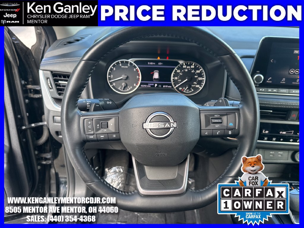 Used 2025 Nissan Rogue SV FWD image 14