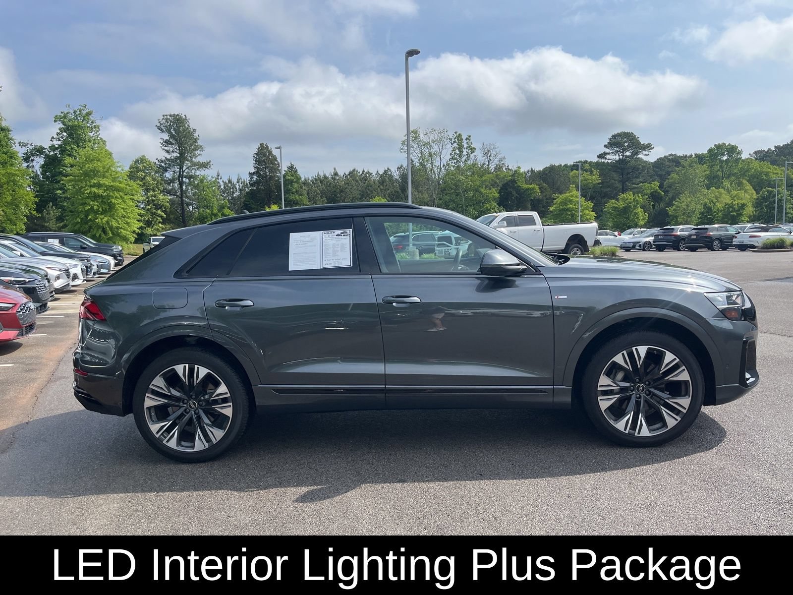 Used 2025 Audi Q8 Premium Plus w/ Premium Plus Package AWD/4WD image 4