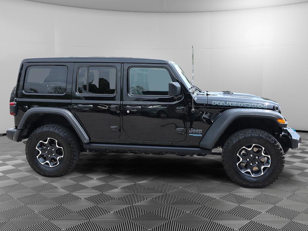 Used 2022 Jeep Wrangler Unlimited Rubicon 4xe w/ Cold Weather Group AWD/4WD image 8