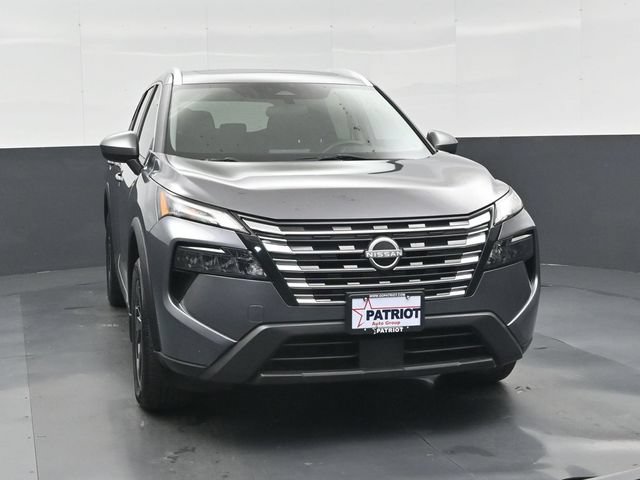 Used 2024 Nissan Rogue SV w/ SV Premium Package FWD image 12