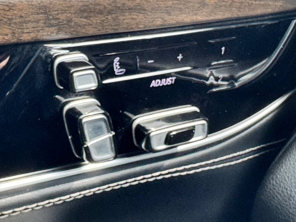 Used 2022 Jeep Grand Wagoneer Series I AWD/4WD image 33