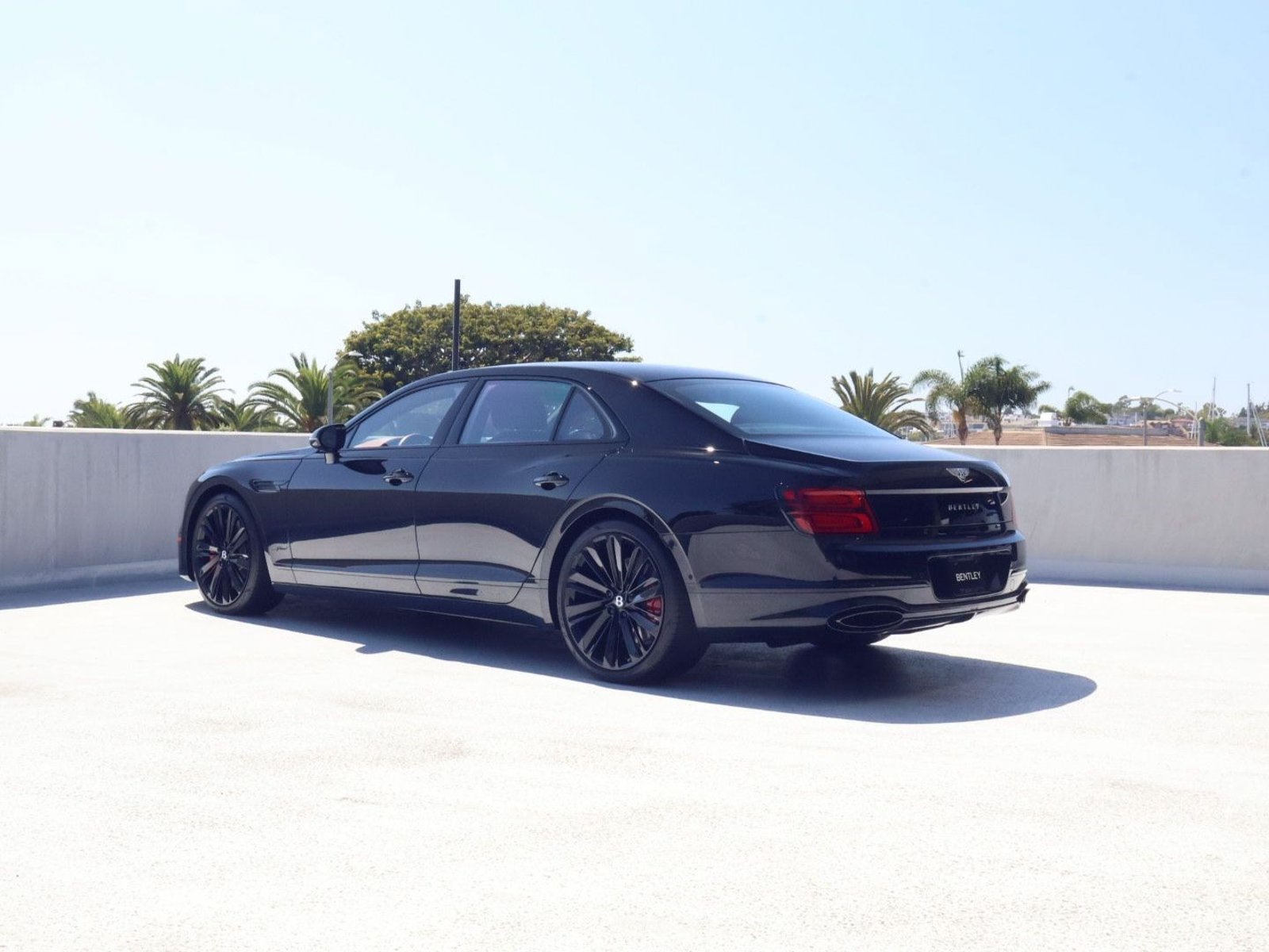 Certified 2024 Bentley Flying Spur W12 AWD/4WD image 3