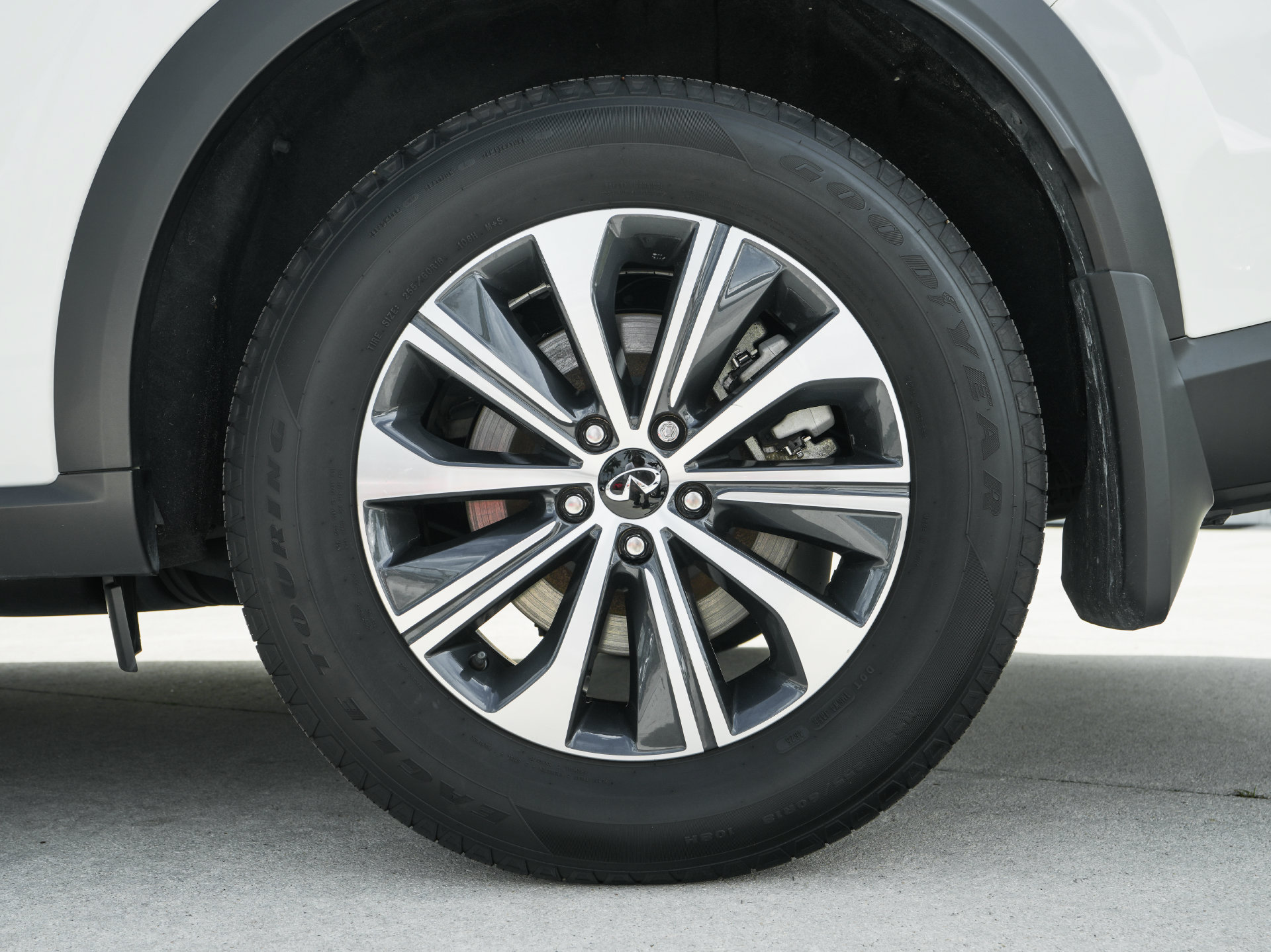 Used 2024 INFINITI QX60 Pure FWD image 35