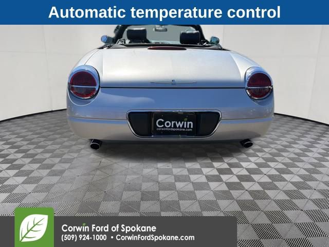 Used 2005 Ford Thunderbird image 4