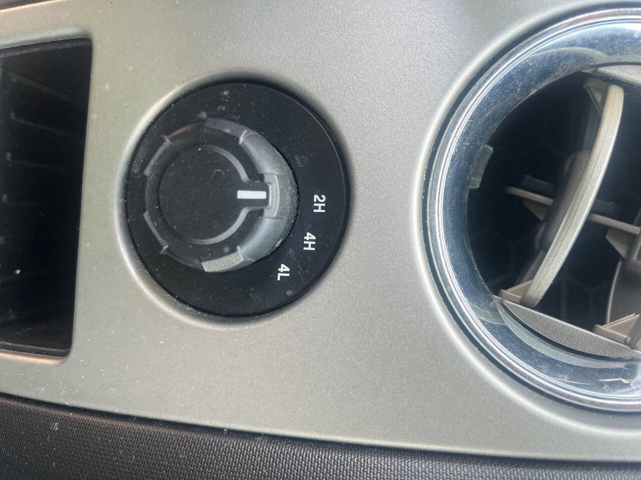 Used 2014 Ford F150 XLT w/ Trailer Tow Package image 13