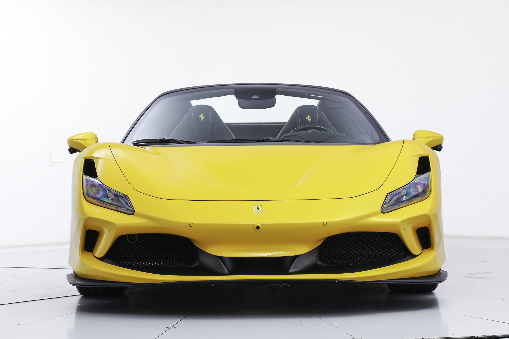 Certified 2022 Ferrari F8 Tributo RWD image 13