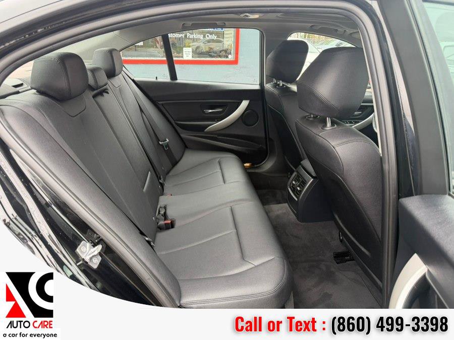 Used 2014 BMW 320i xDrive Sedan AWD/4WD image 9