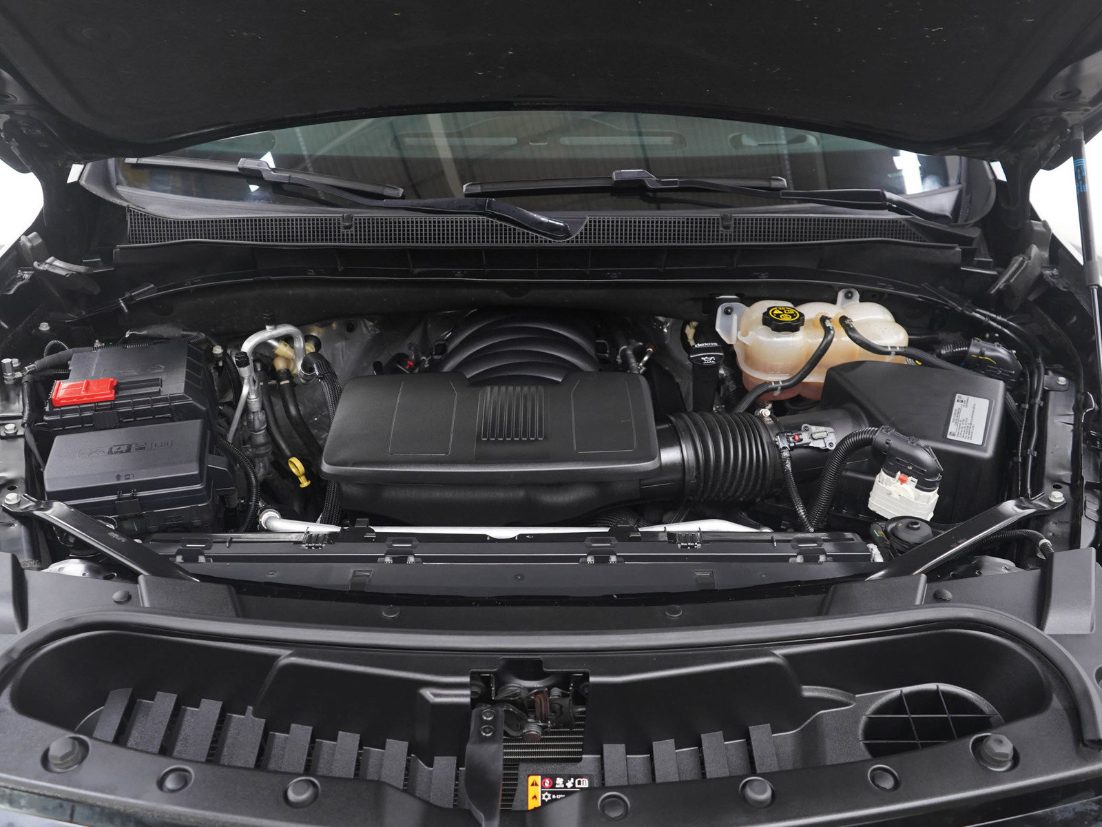 Used 2021 Chevrolet Suburban LT image 34