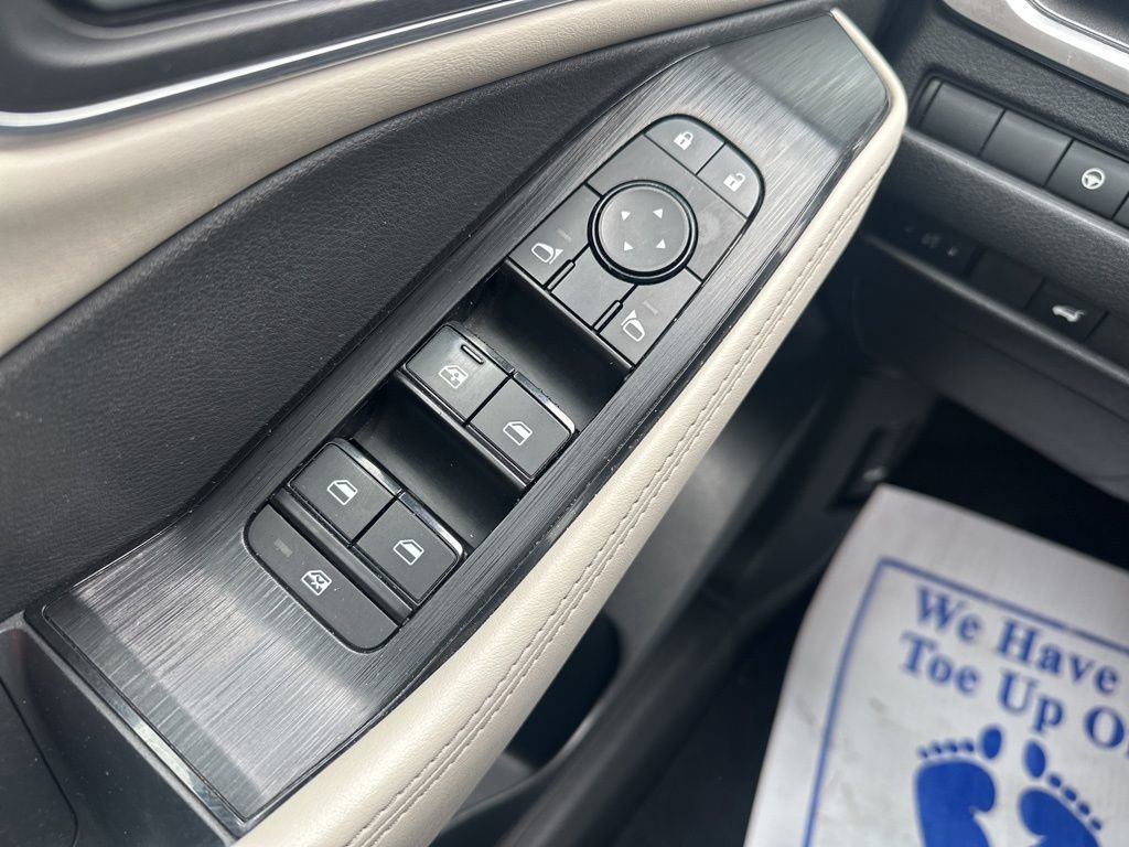 Used 2021 Nissan Rogue SV w/ Premium Package FWD image 14