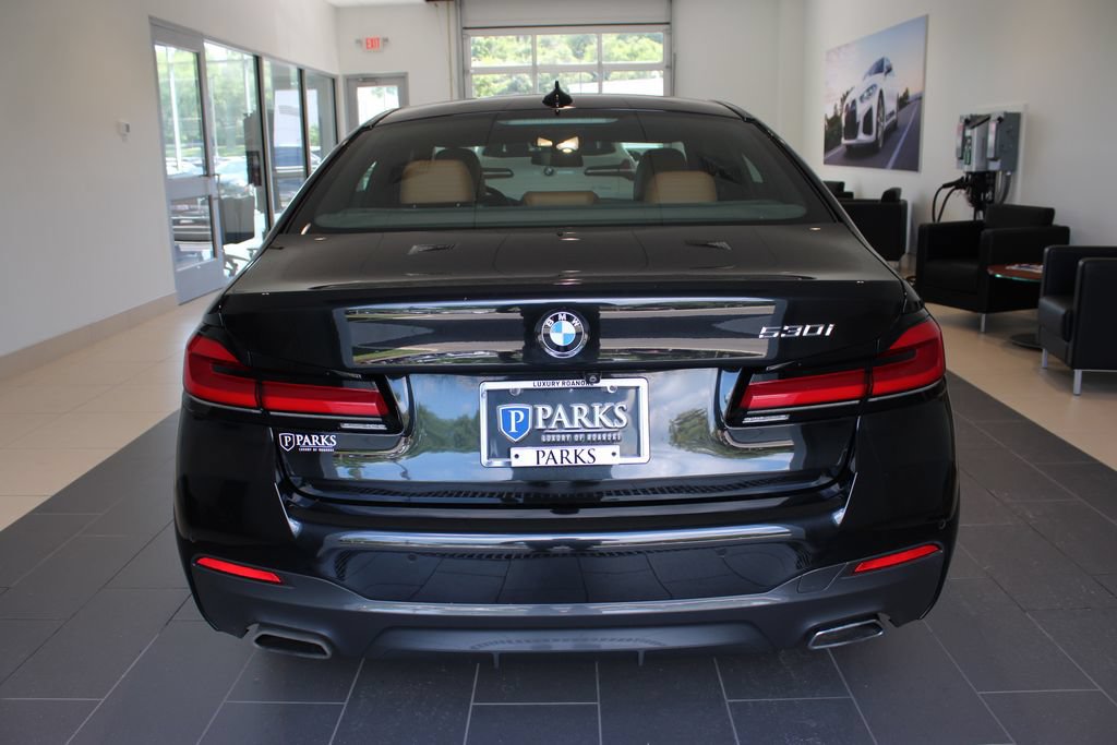 Used 2021 BMW 530i w/ M Sport Package RWD image 25