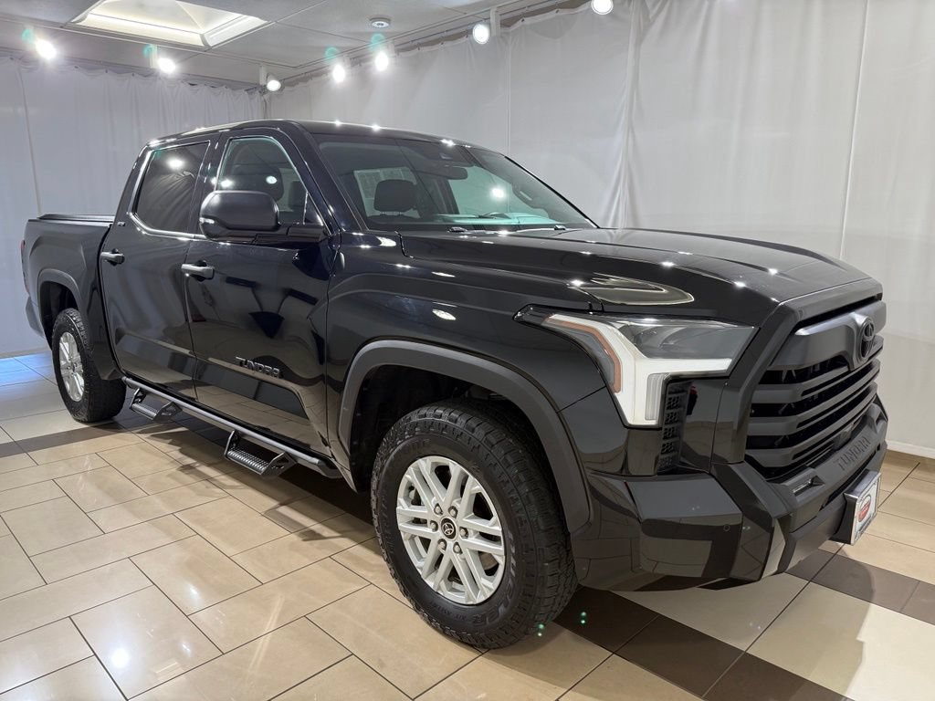 Used 2024 Toyota Tundra SR5 w/ SR5 Convenience Package AWD/4WD image 7