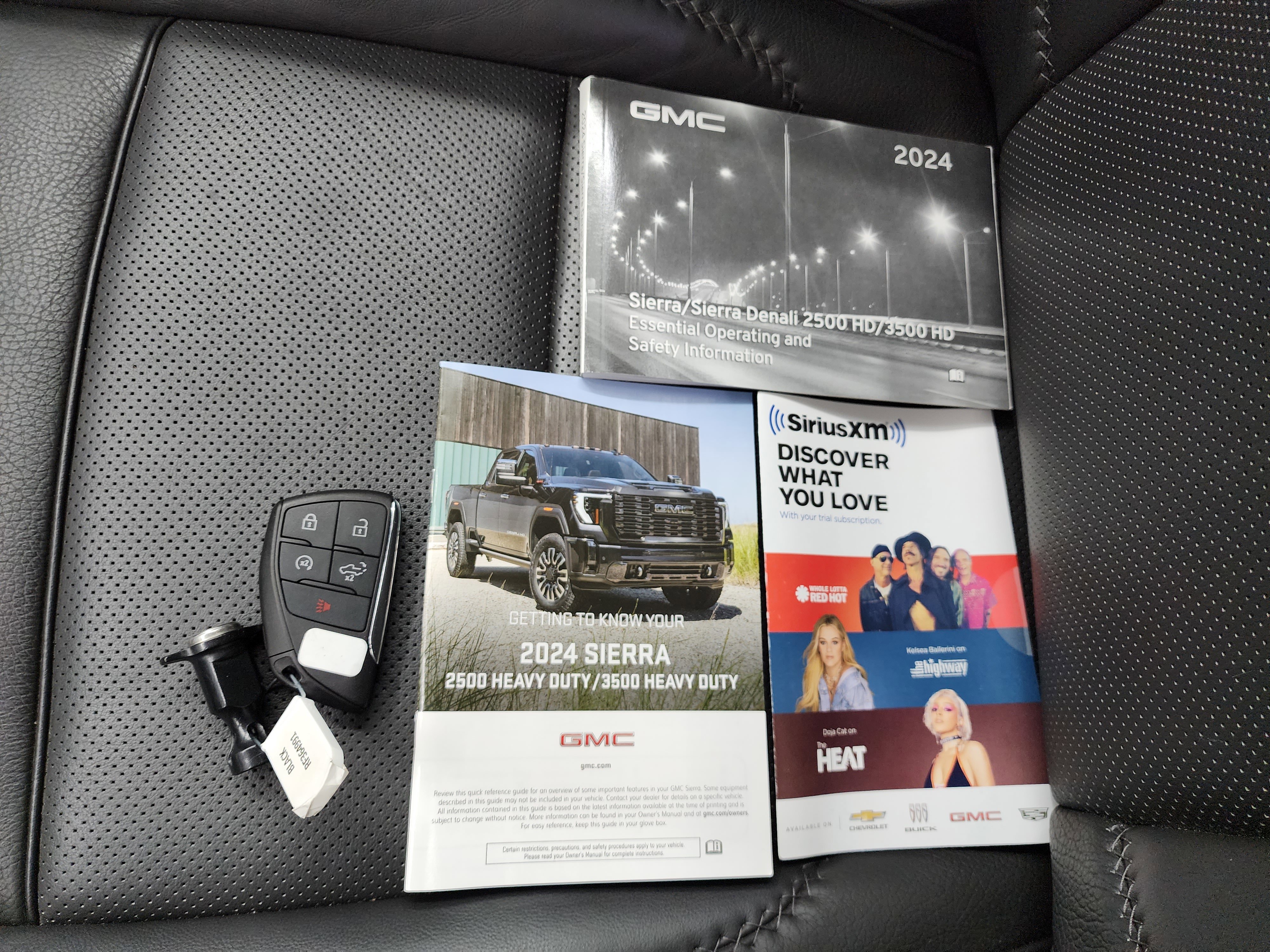 Used 2024 GMC Sierra 2500 Denali w/ Denali Reserve Package image 53