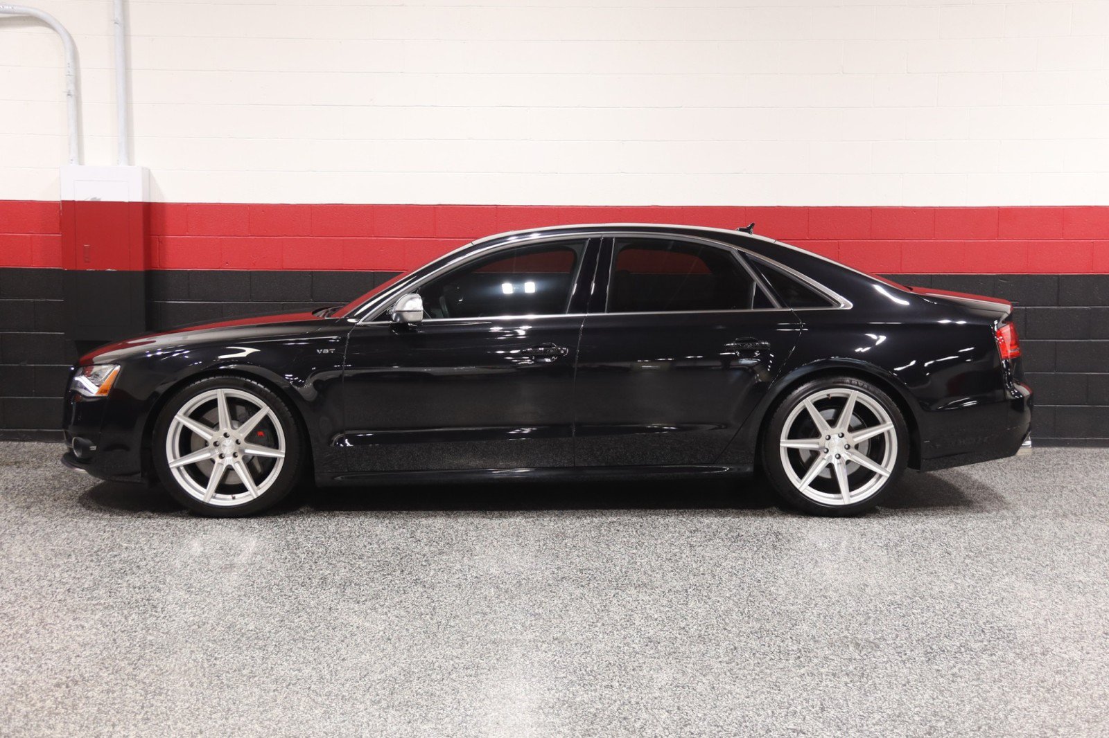 Used 2014 Audi S8 AWD/4WD image 18