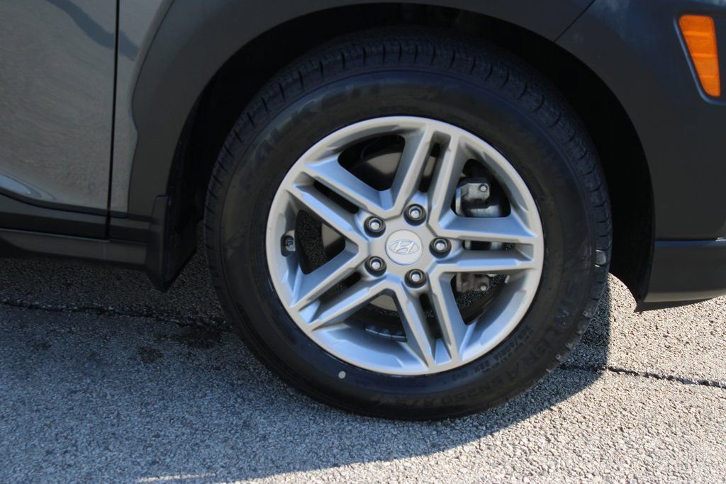 Used 2020 Hyundai Kona SE w/ Cargo Package FWD image 29
