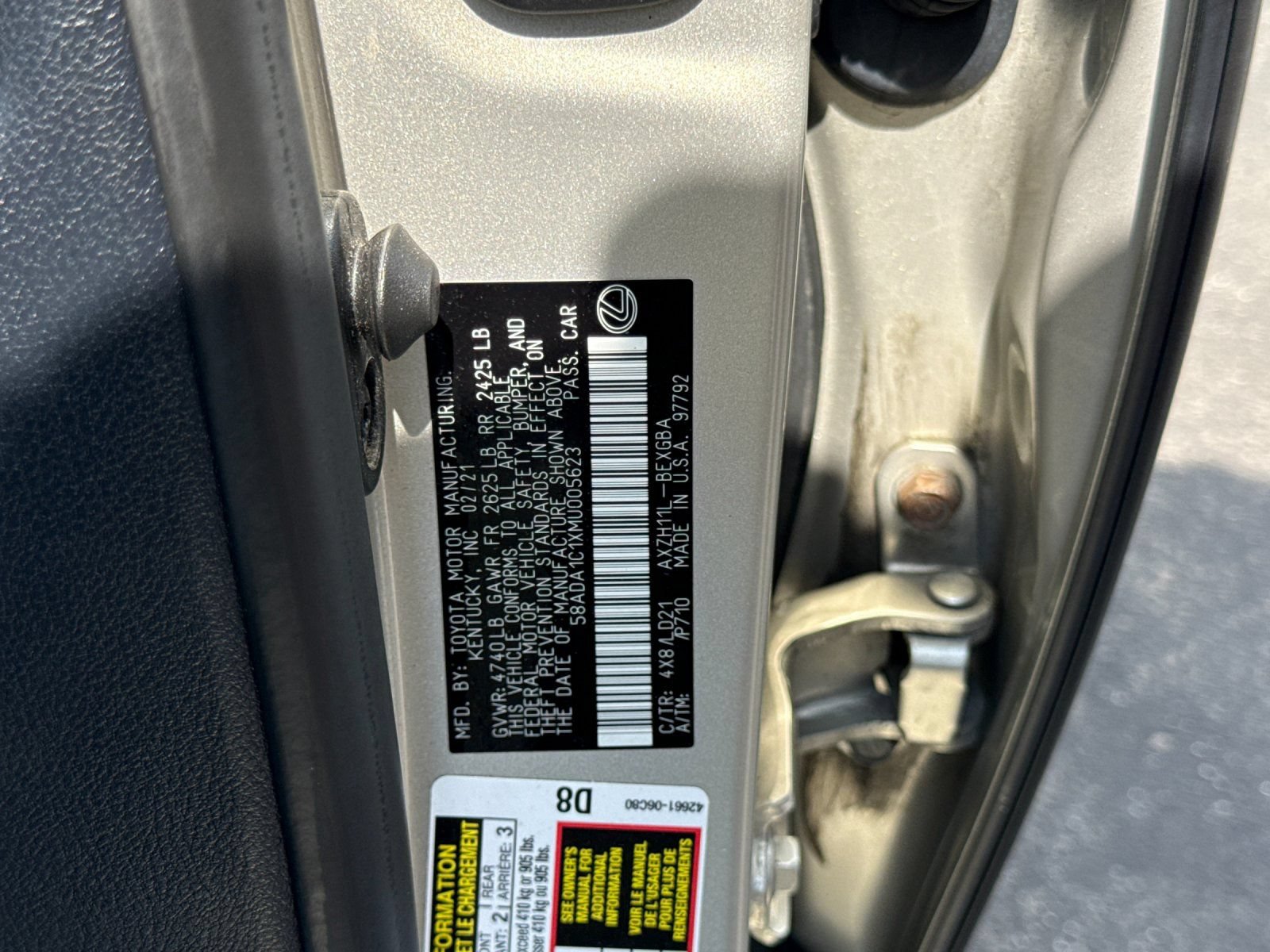 Used 2021 Lexus ES 300h w/ Premium Package FWD image 30