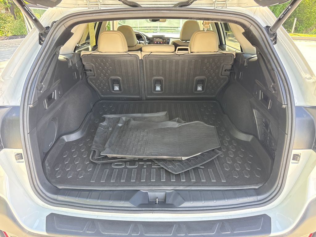 Used 2020 Subaru Outback Limited w/ Popular Package #2 AWD/4WD image 32