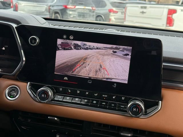 Used 2023 GMC Canyon AT4 w/ AT4 Premium Package image 5