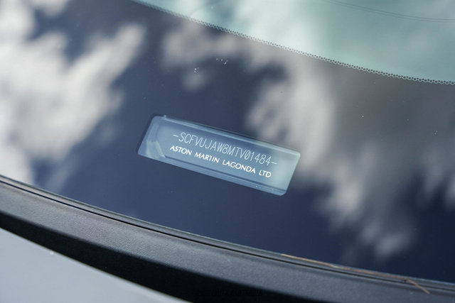 Used 2021 Aston Martin DBX AWD/4WD image 65