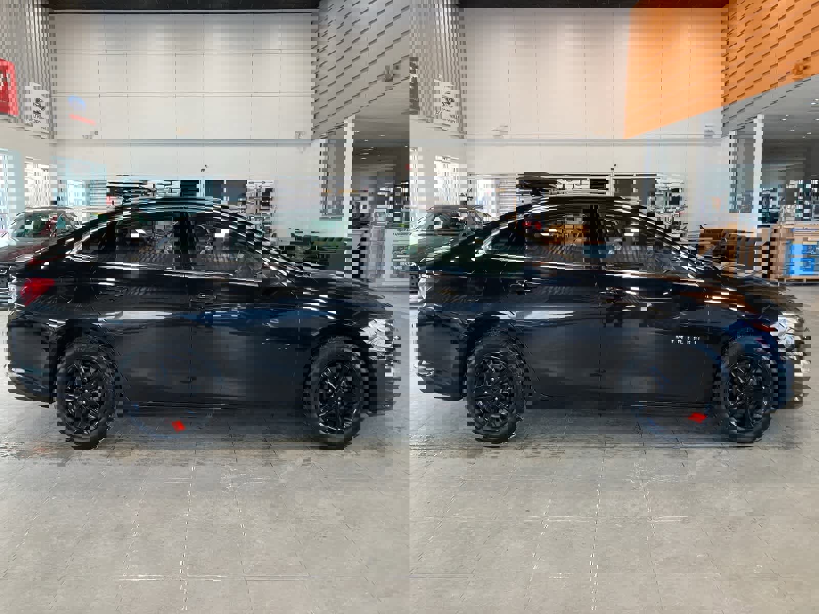 Used 2022 Chevrolet Malibu LT image 4