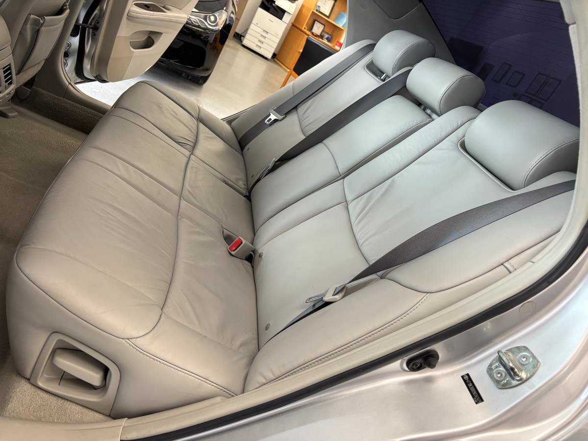 Used 2009 Toyota Avalon XLS FWD image 24