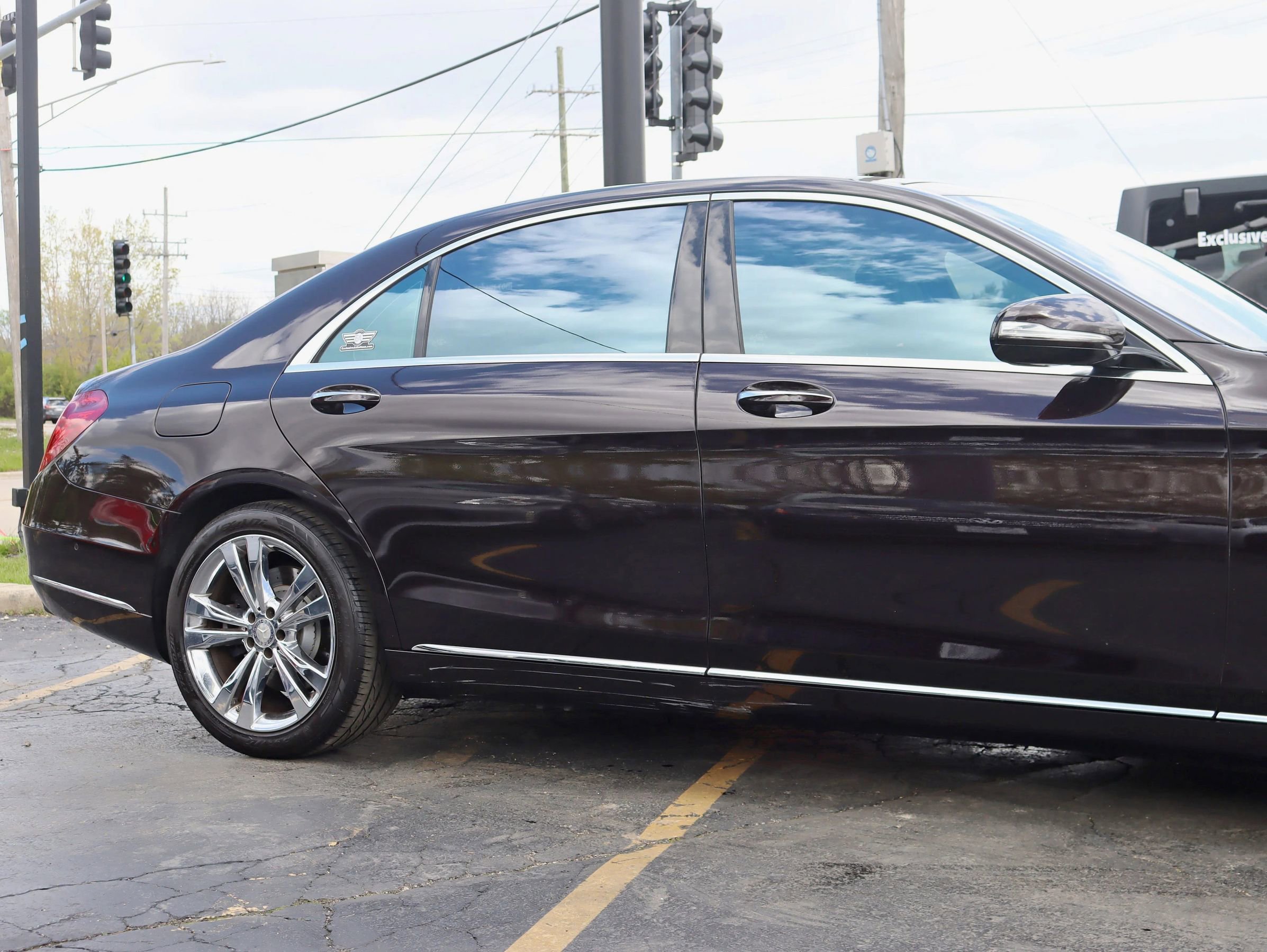 Used 2015 Mercedes-Benz S 550 4MATIC Sedan image 4